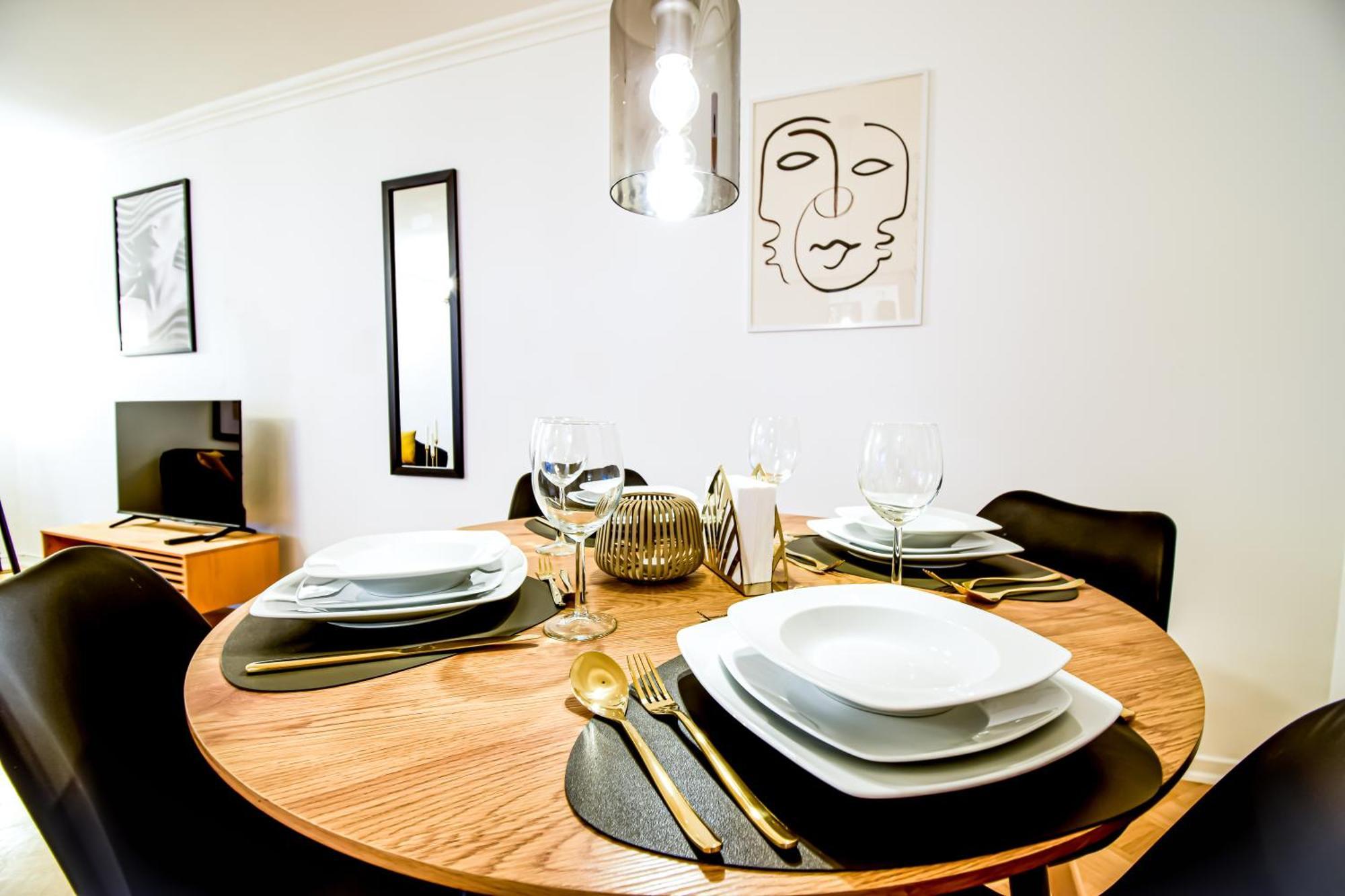 Scandic-Apartment - Balkony & Garage, 3Z, 80M2 Pforzheim Luaran gambar